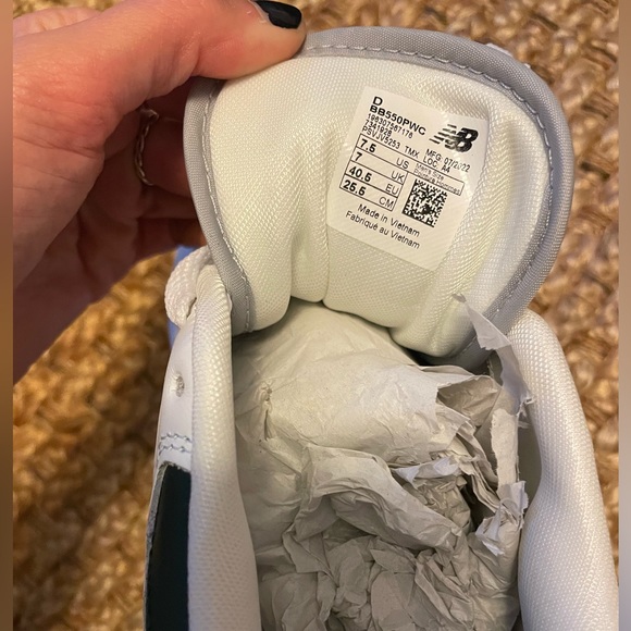 New Balance 550 - Picture 5 of 9